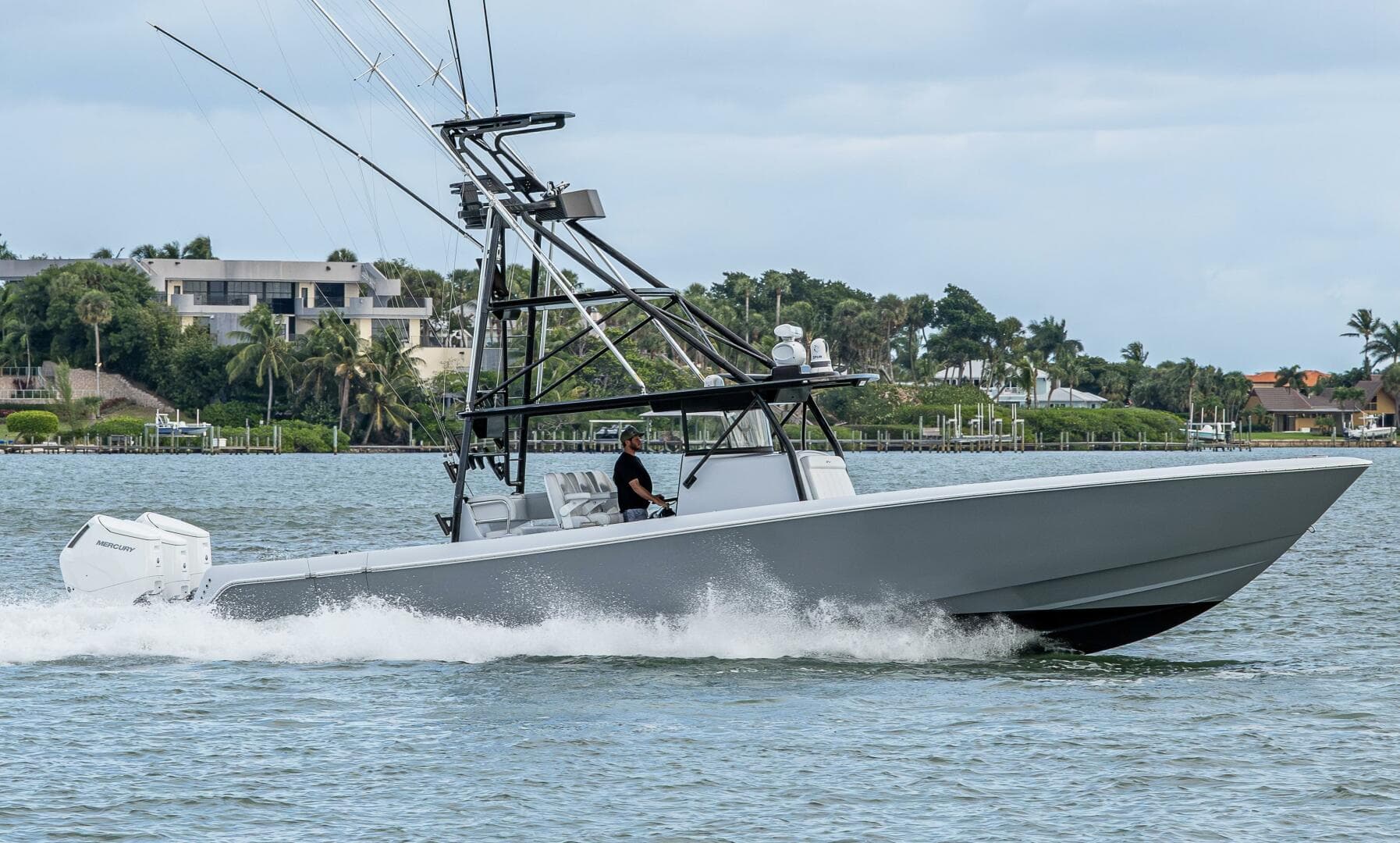 2024 Contender 44 ST