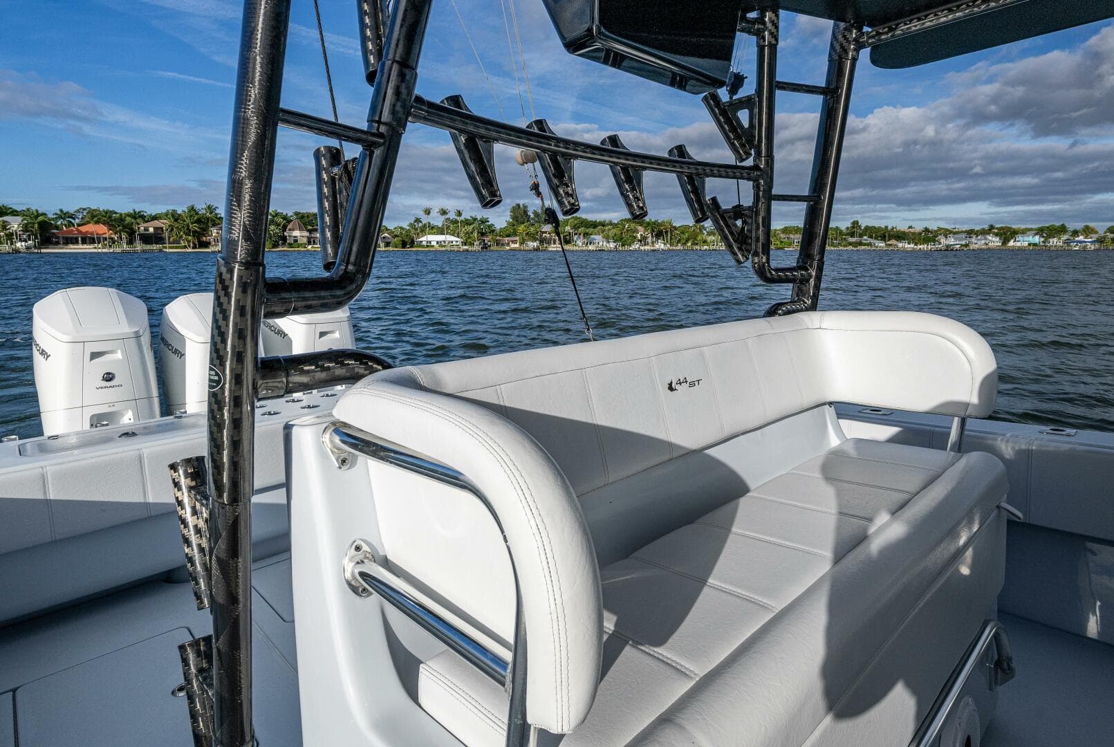 2024 Contender 44 ST