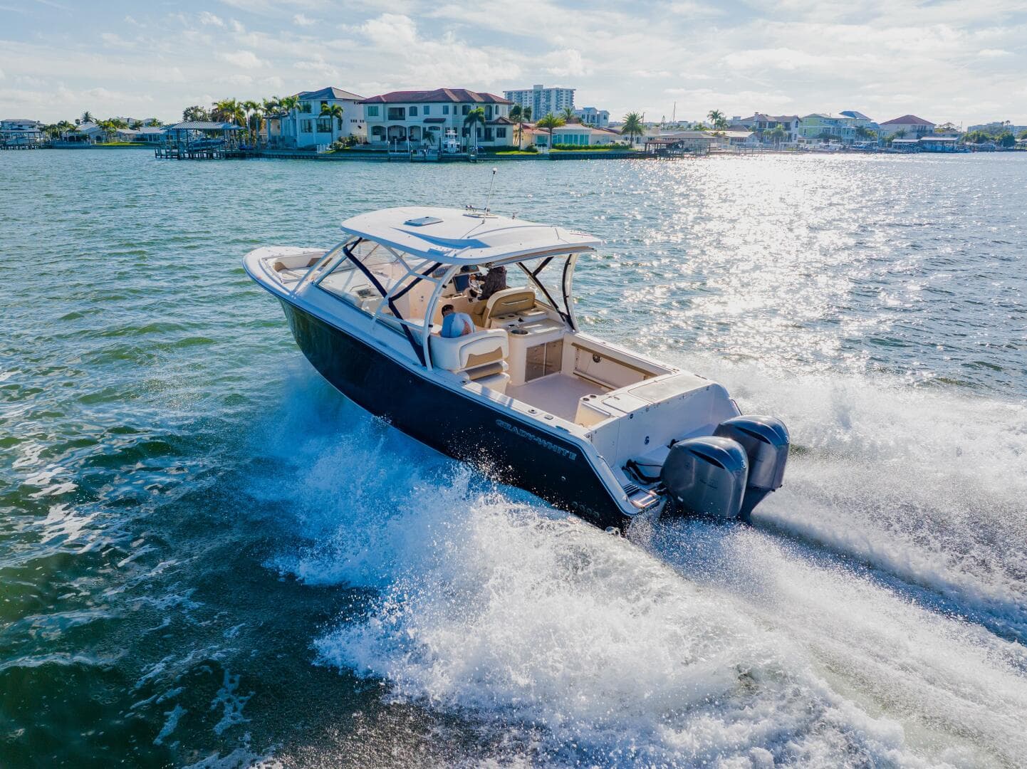 2013 Grady-White 335 Freedom