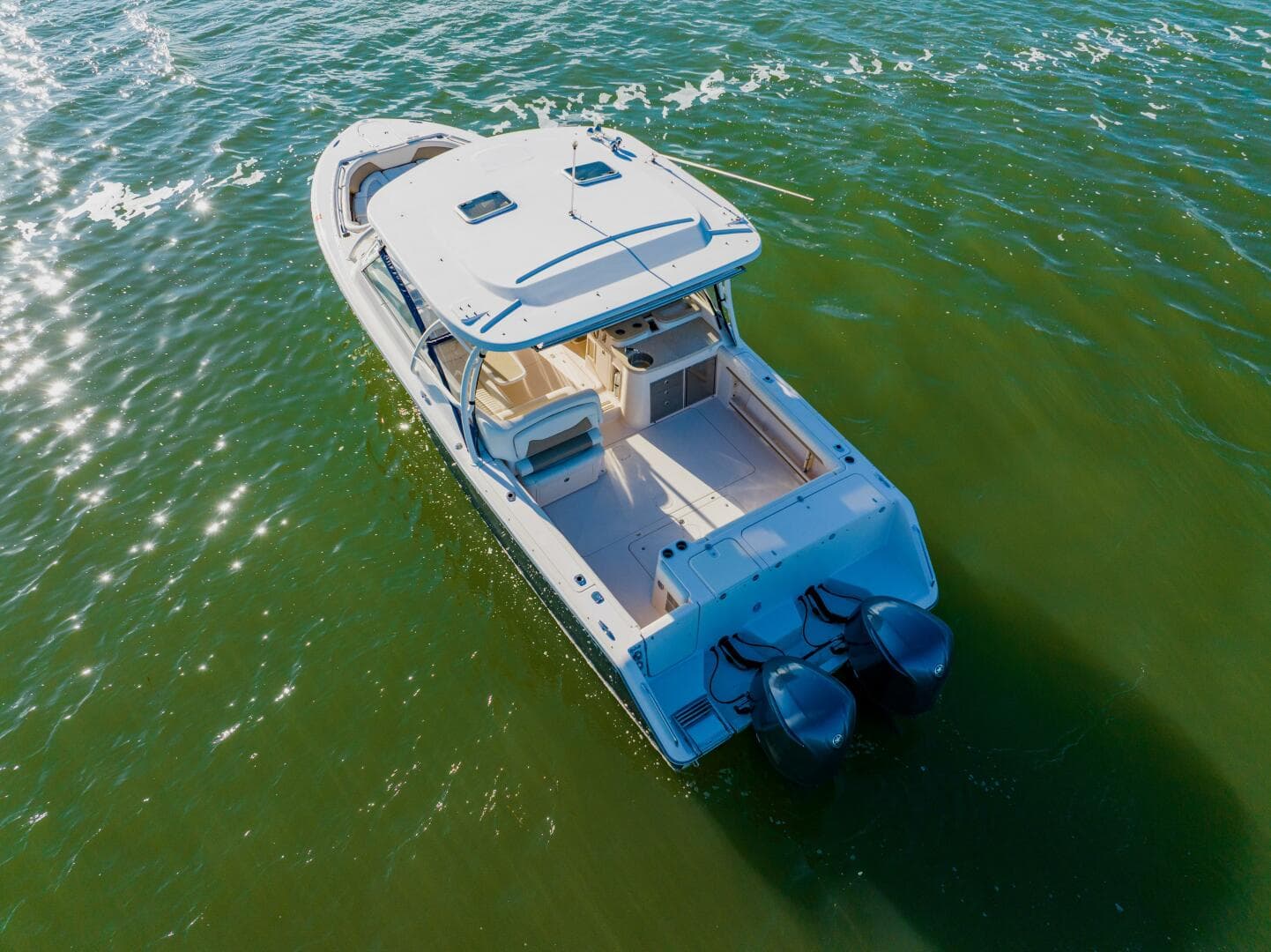 2013 Grady-White 335 Freedom