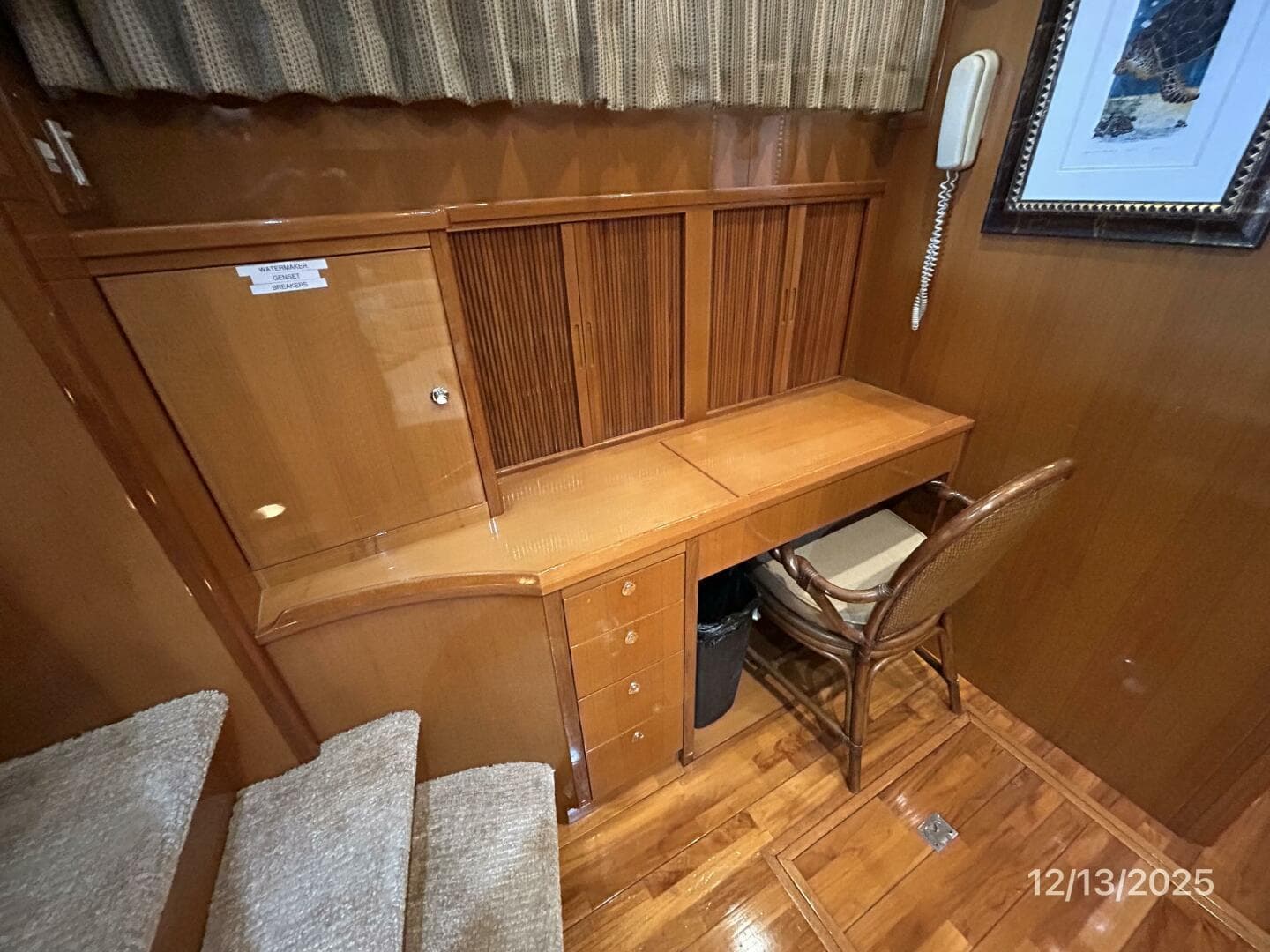 60' Jefferson office desk