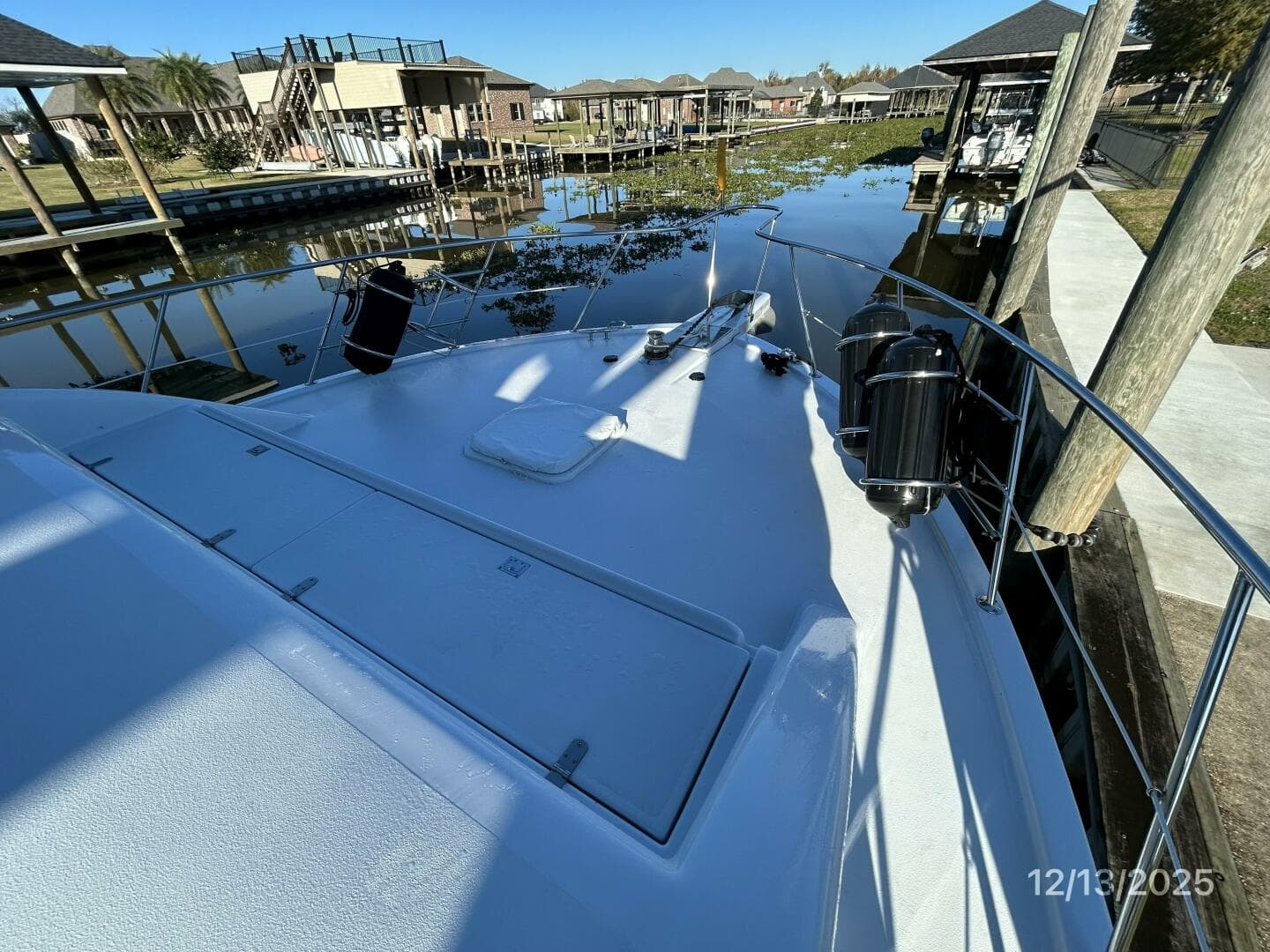 60' Jefferson foredeck1