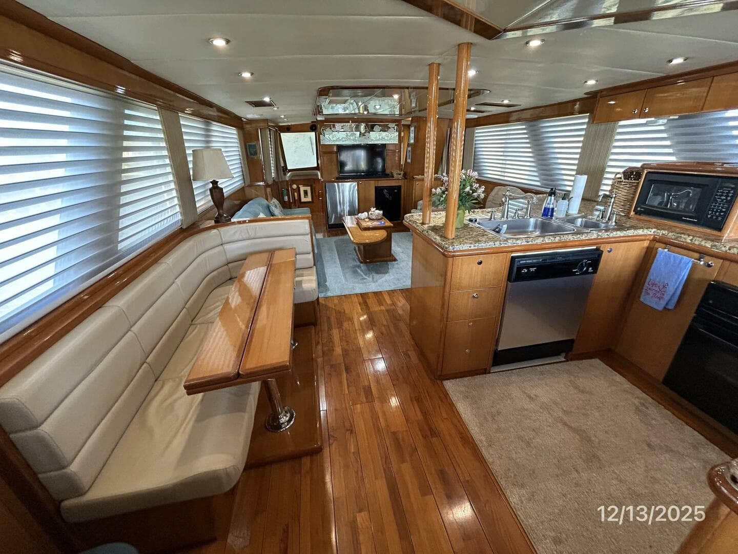 60' Jefferson salon forward1