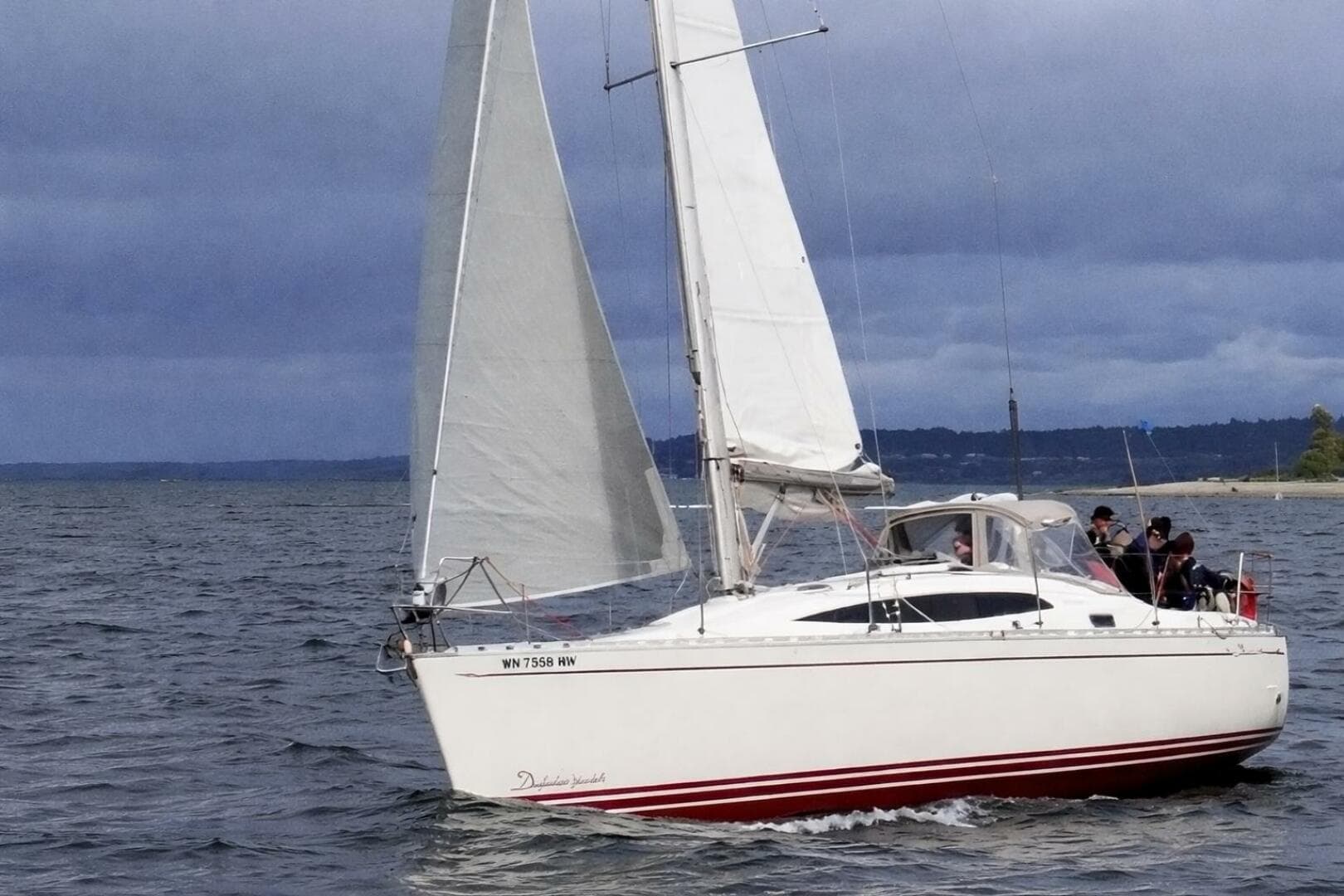2007 Delphia 33 Sloop