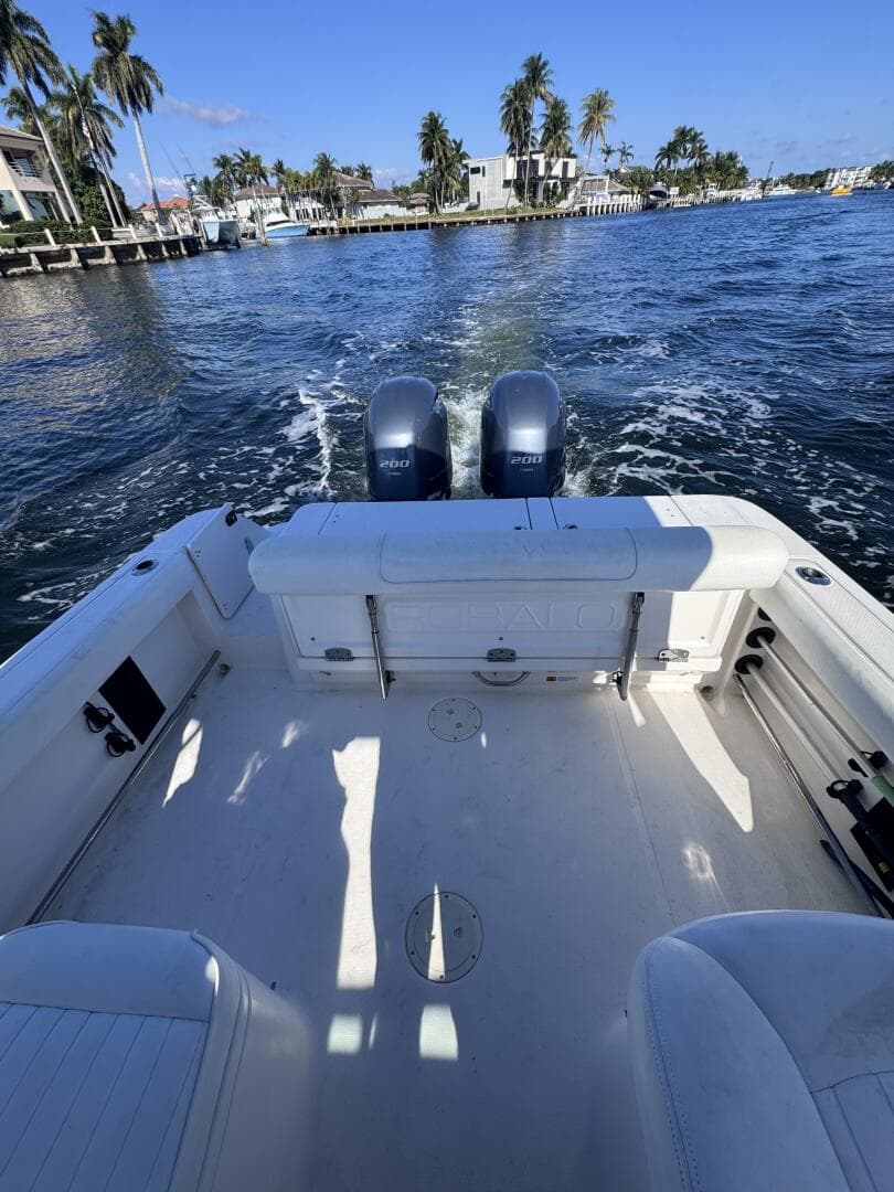 2014 Robalo R265