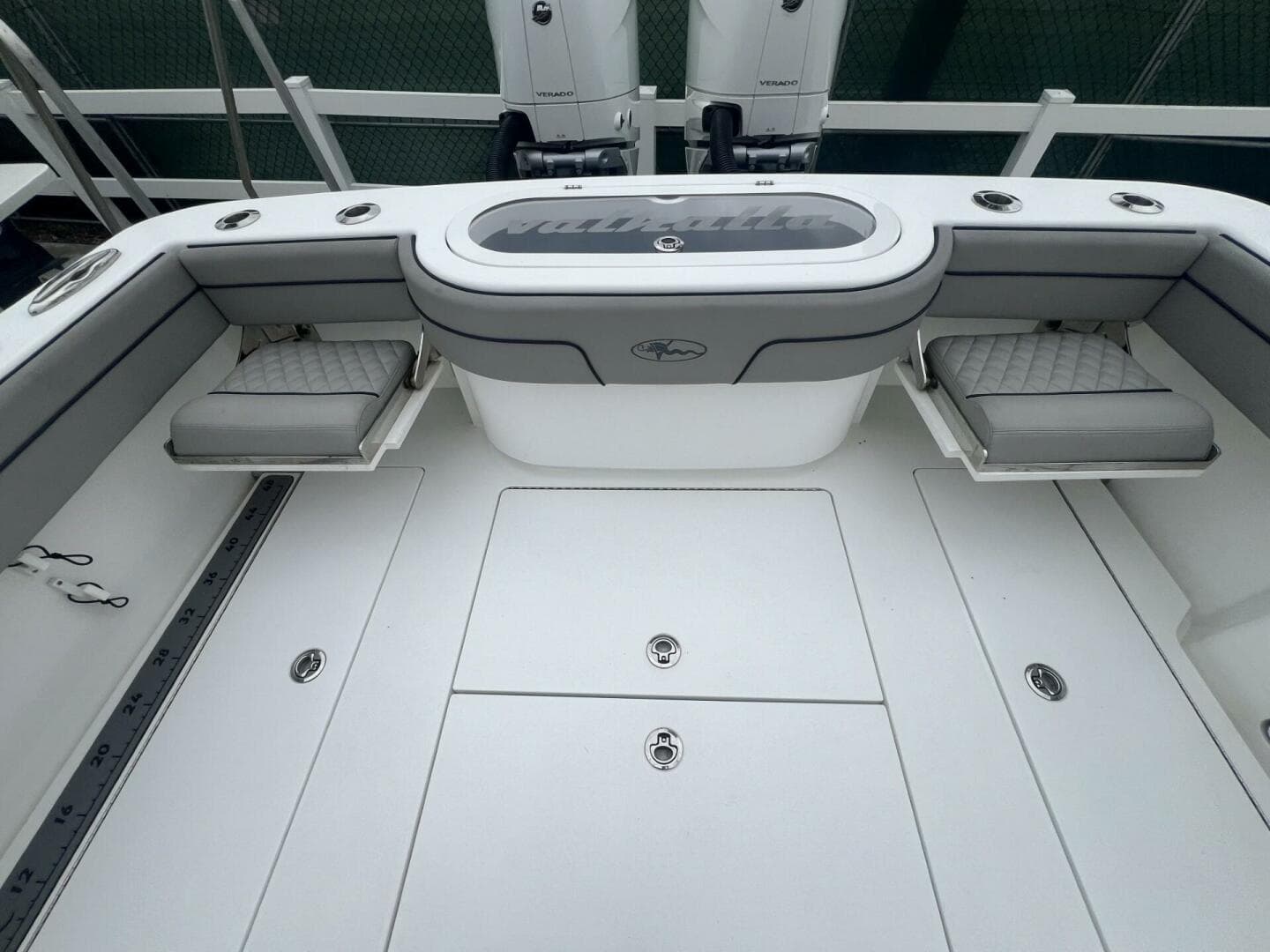 Valhalla 33 JUST ONE MORE - Aft Seating