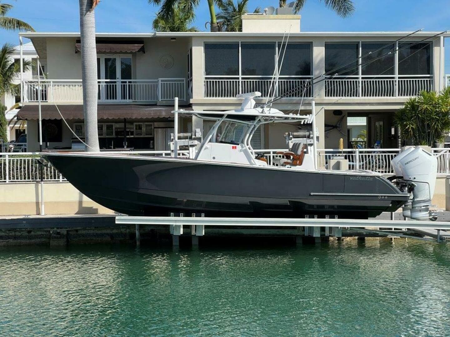 Valhalla 33 JUST ONE MORE - Exterior 