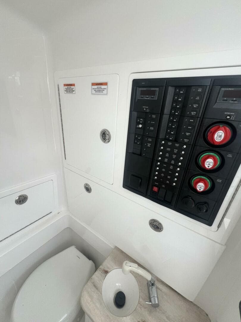 Valhalla 33 JUST ONE MORE - Head