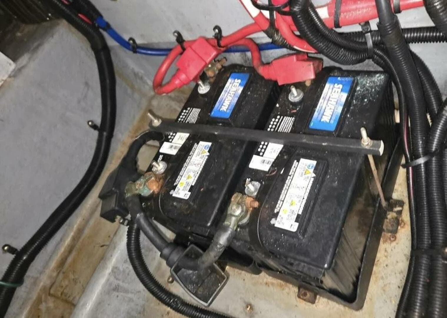 1998 Sea Ray 330 Express