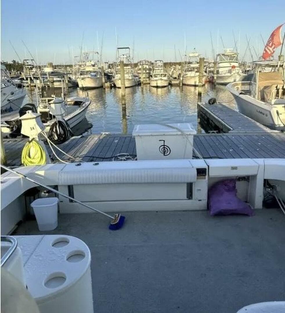 1998 Sea Ray 330 Express