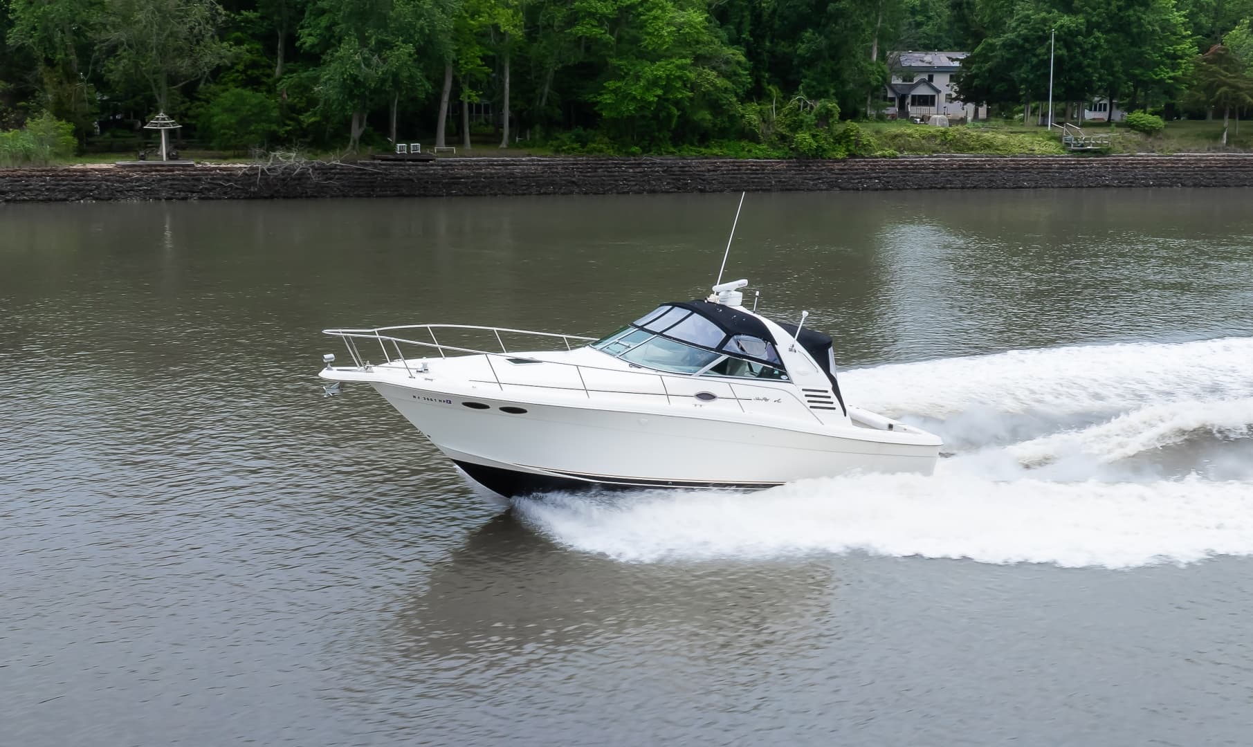 1998 Sea Ray 330 Express