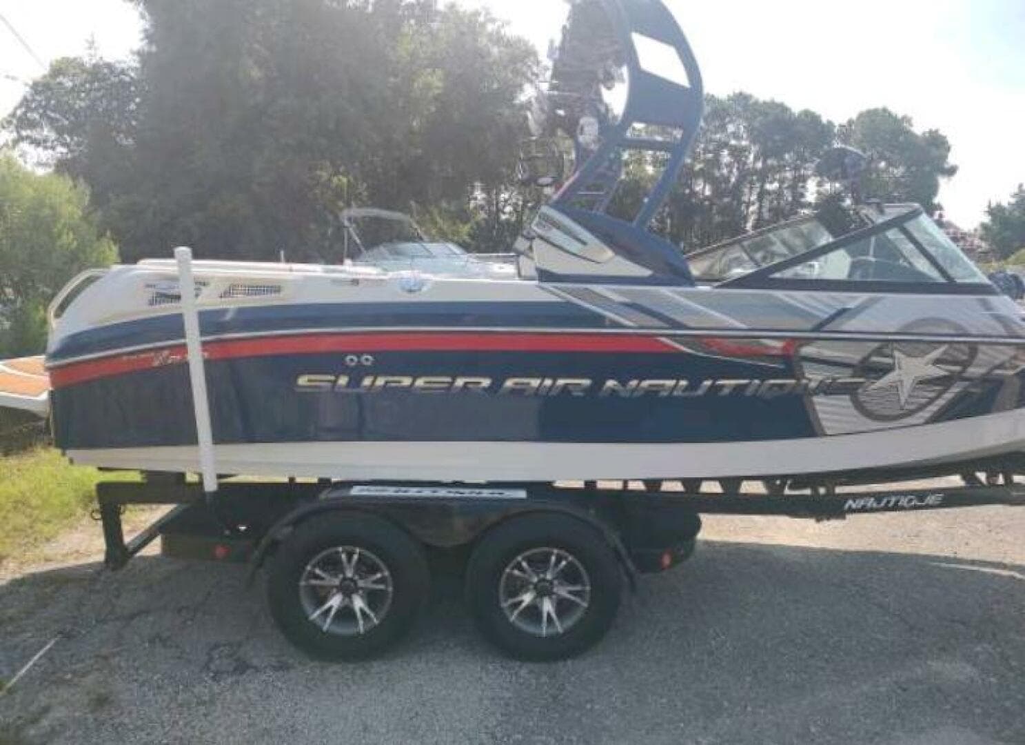 2013 Nautique 