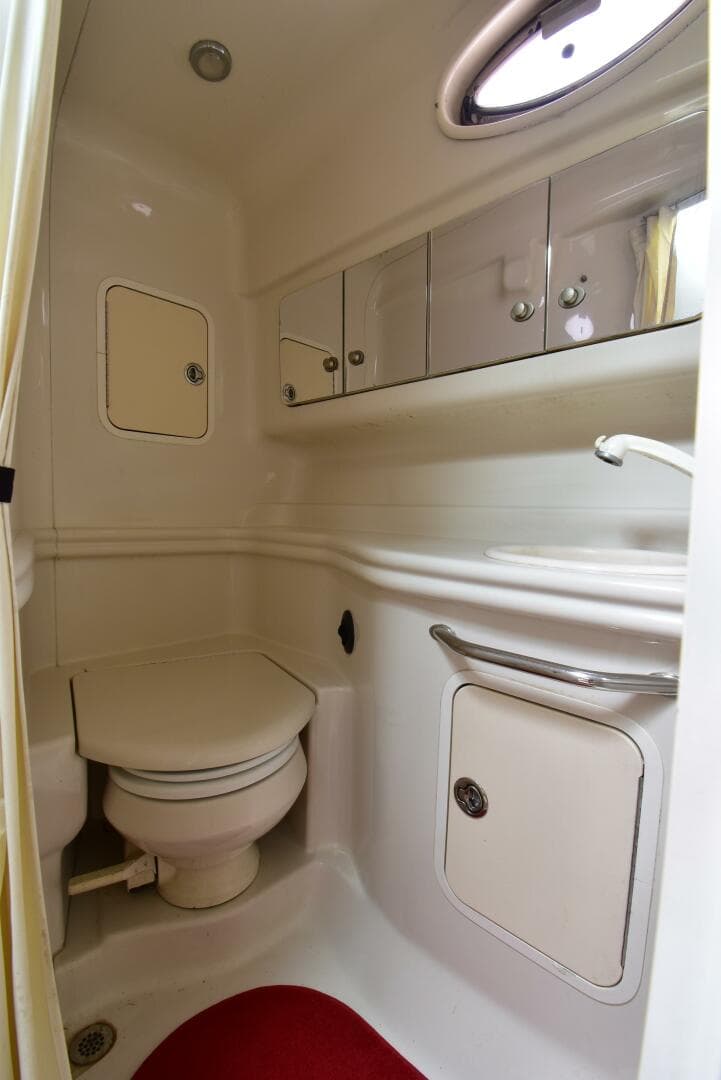 2006 Sea Ray 320 Sundancer