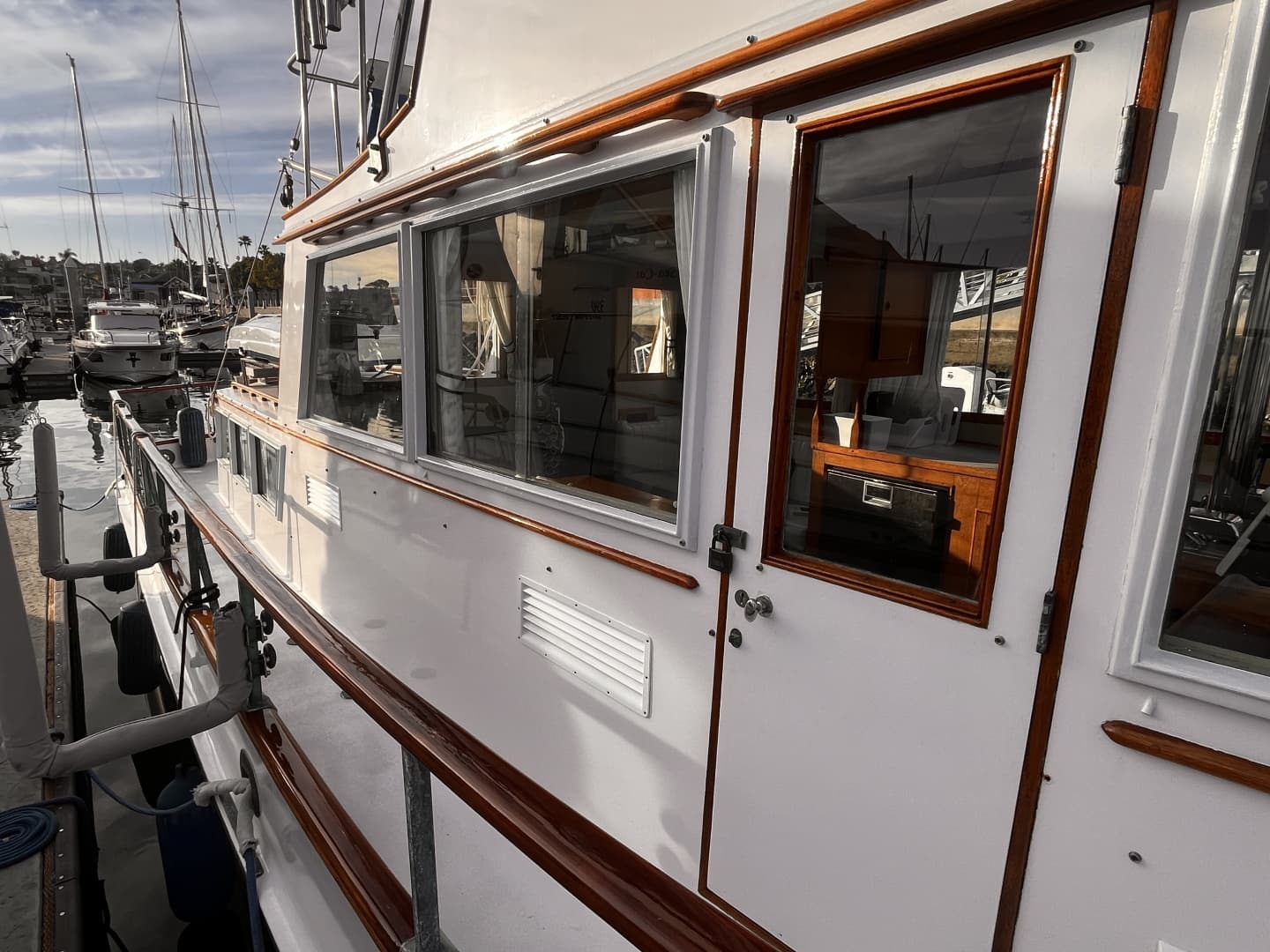 1979 Grand Banks 36
