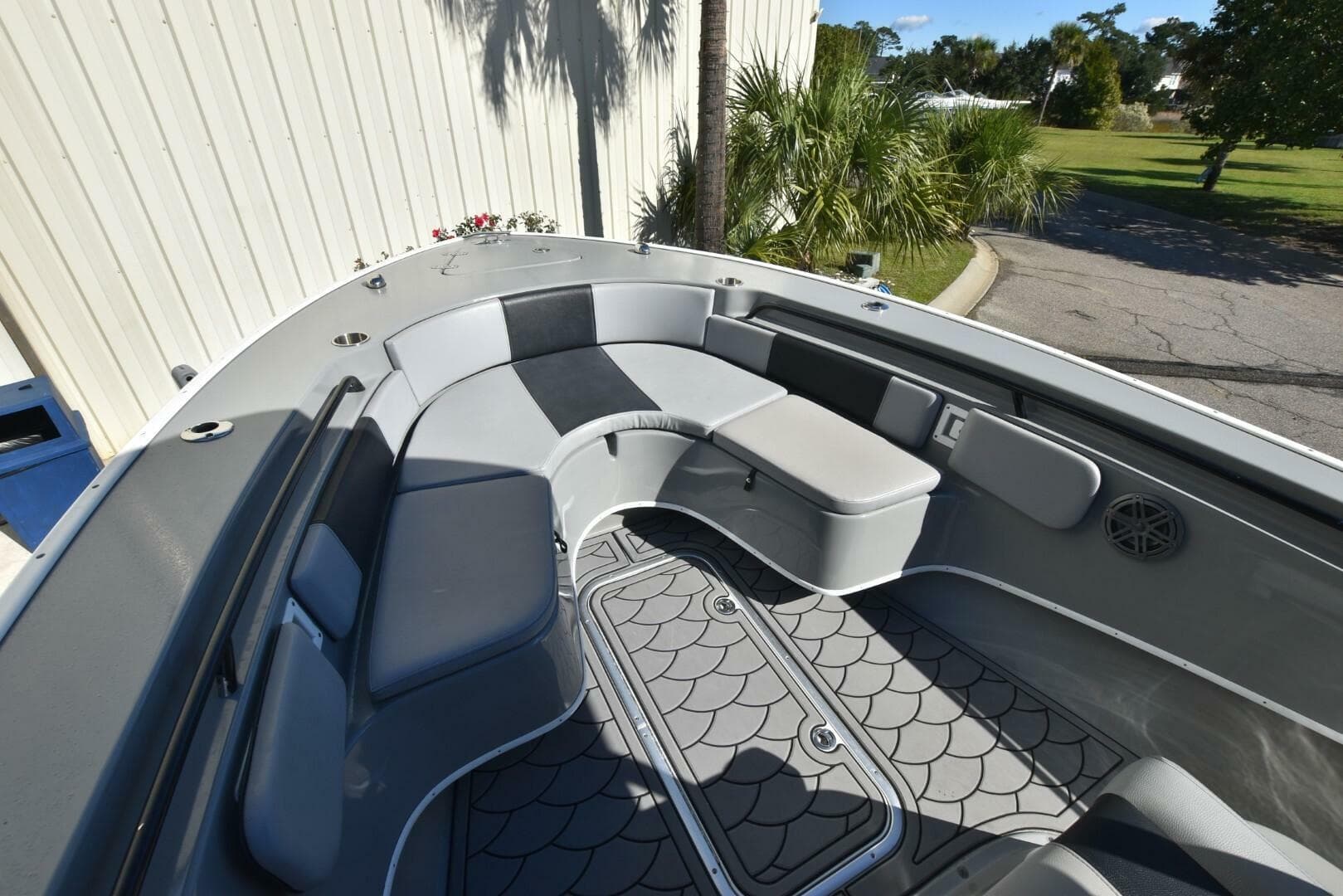 2016 Cape Horn 275 XS