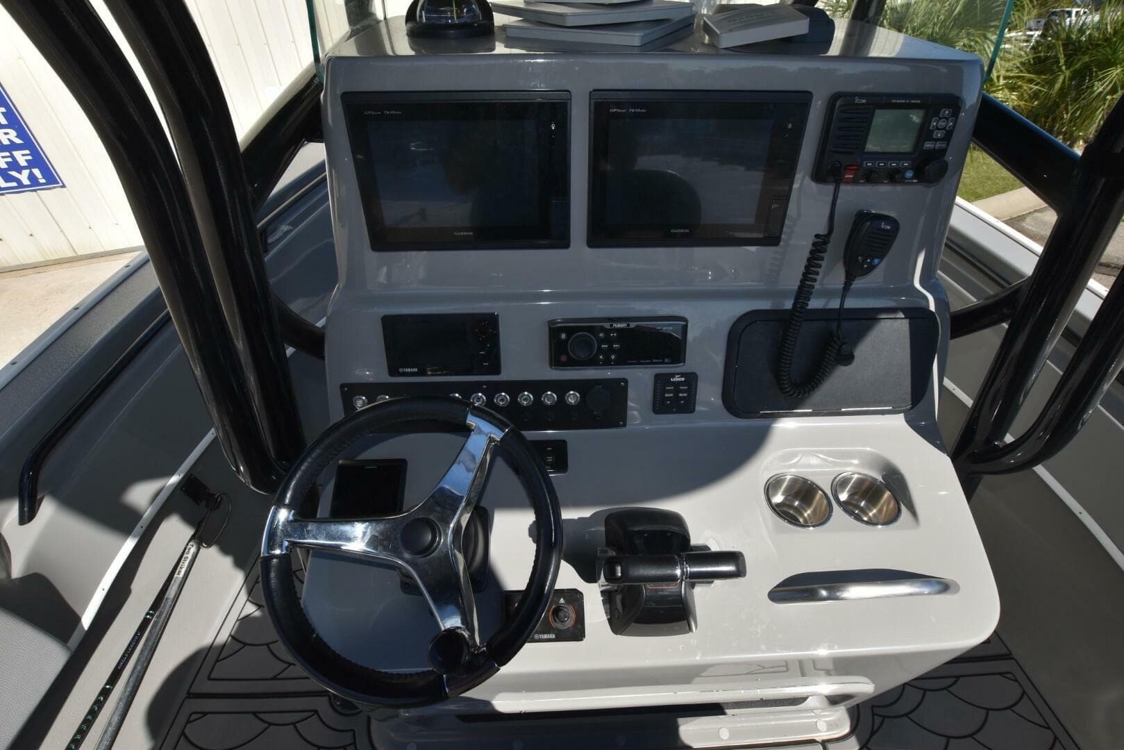 2016 Cape Horn 275 XS