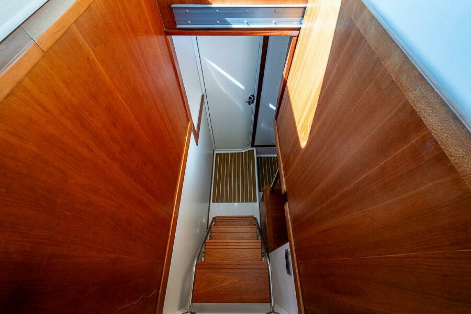 2012 Sabre 48 Salon Express