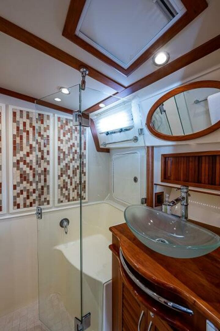 2012 Sabre 48 Salon Express