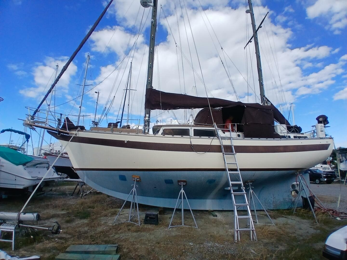 1976 Islander Freeport