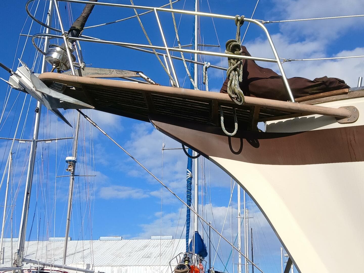 1976 Islander Freeport