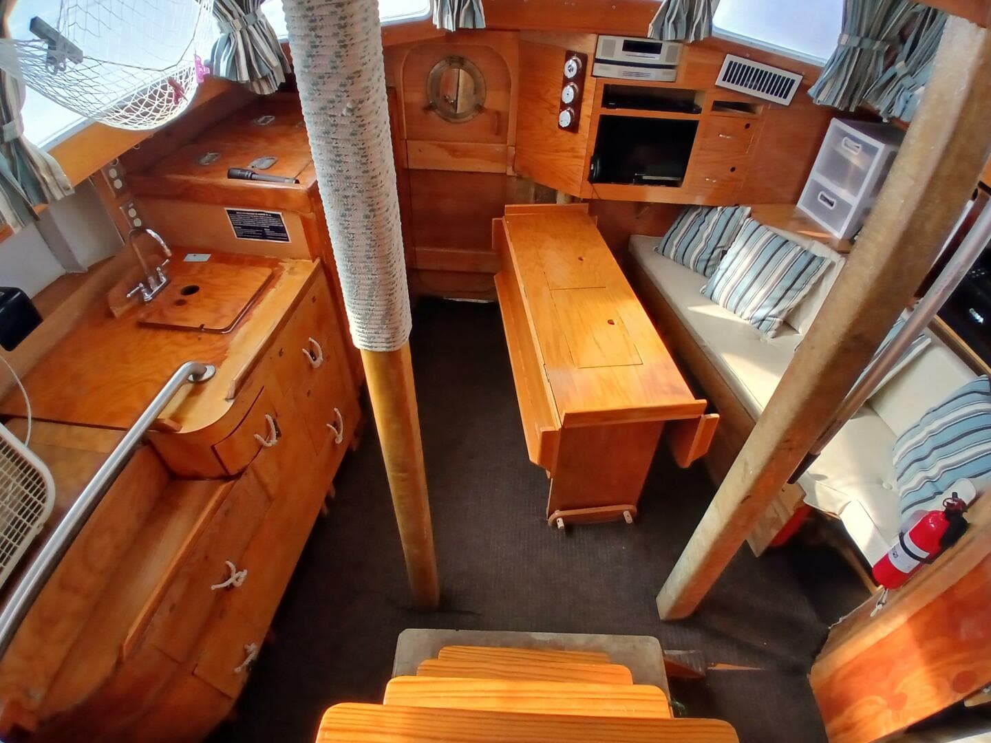 1976 Islander Freeport