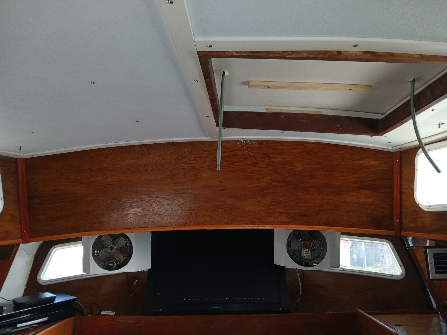 1976 Islander Freeport