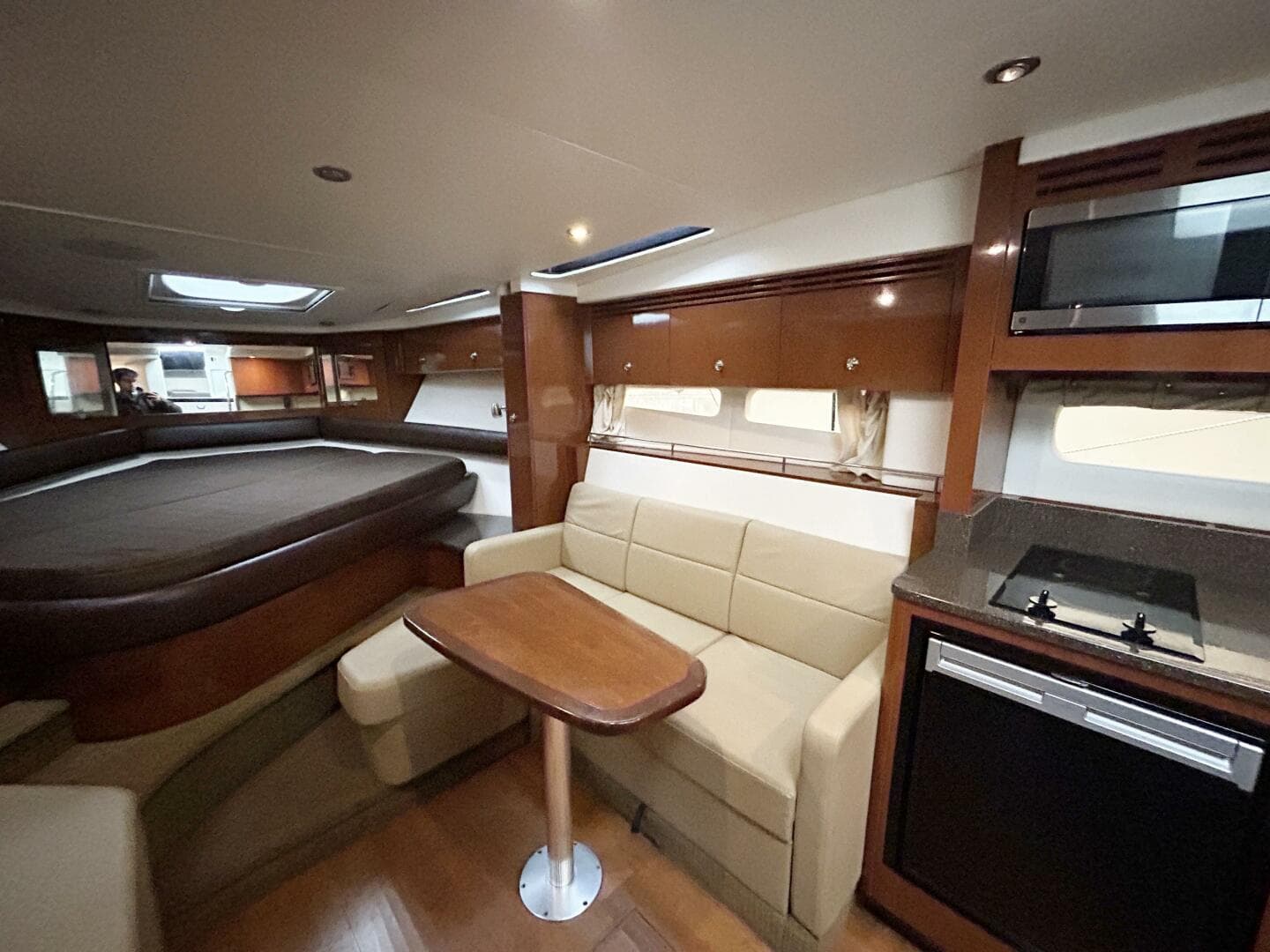 2014 Sea Ray 350 Sundancer