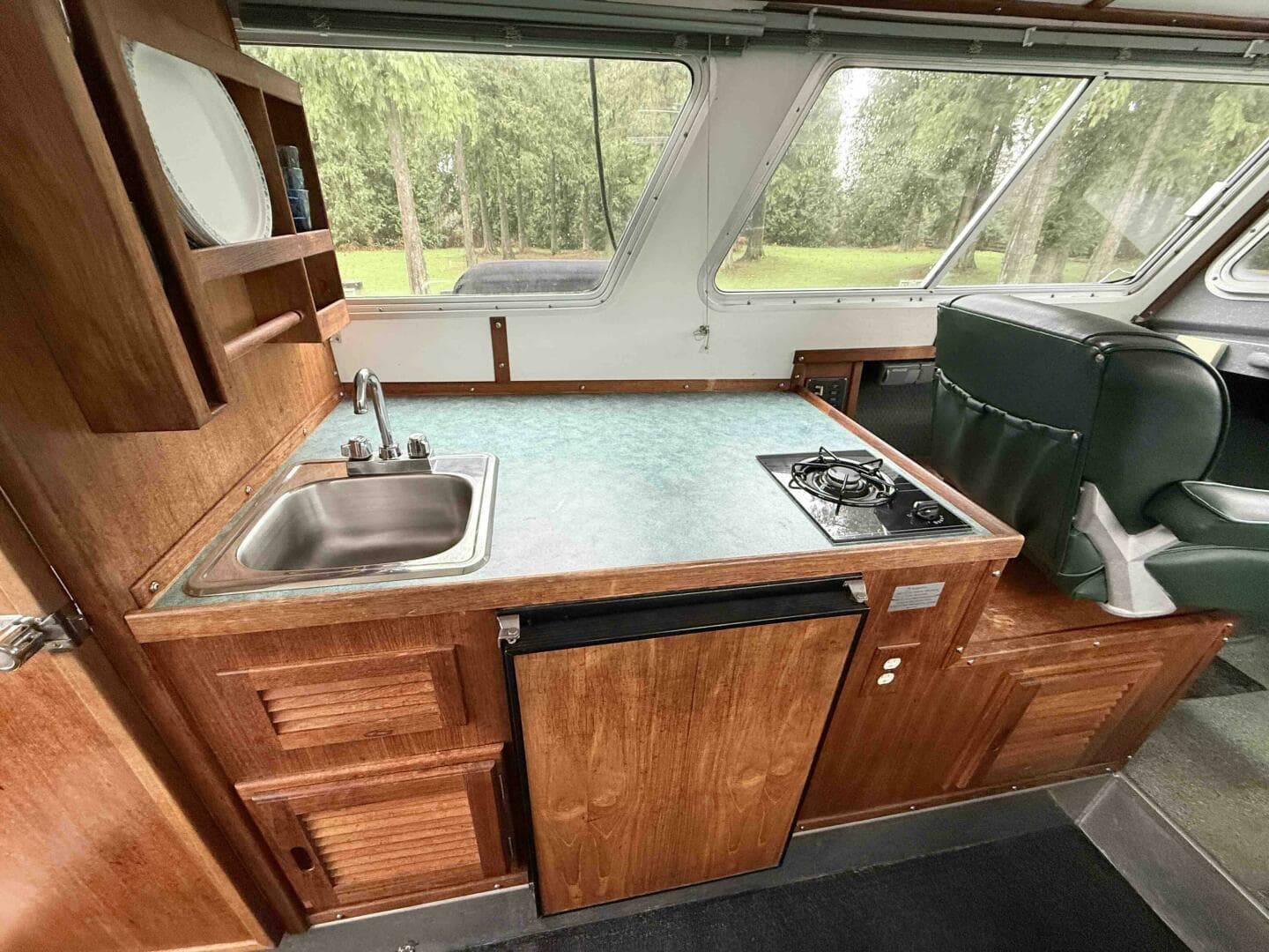 1998 Coastal Craft CC25V22