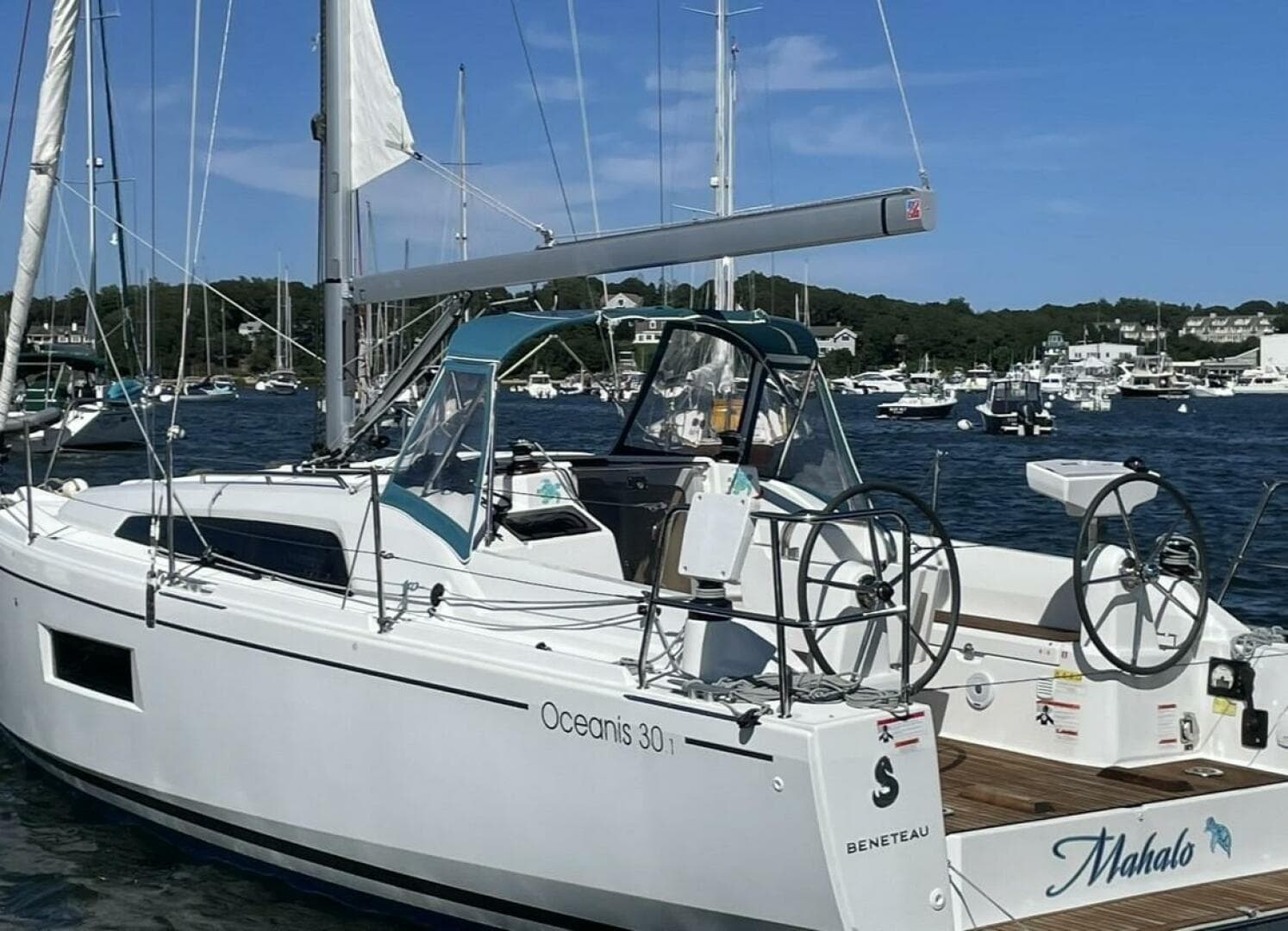 2021 Beneteau Oceanis 30.1