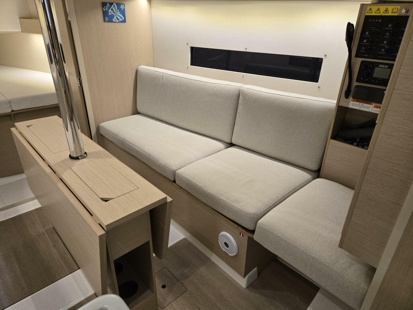 2021 Beneteau Oceanis 30.1