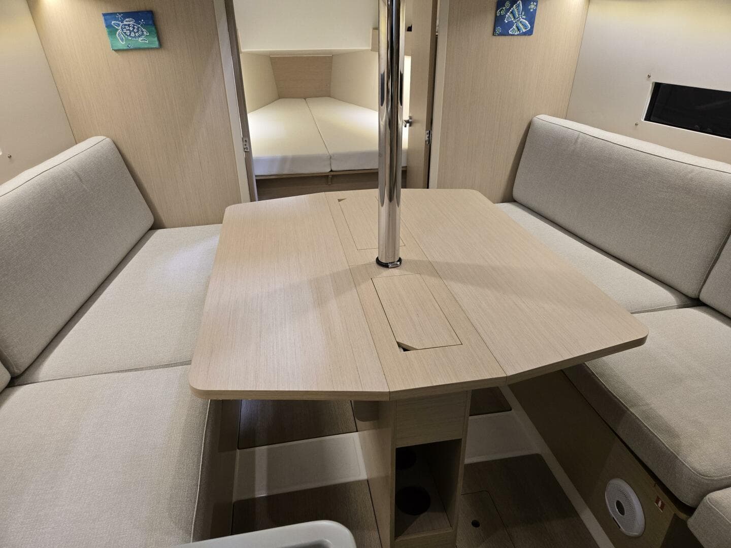 2021 Beneteau Oceanis 30.1