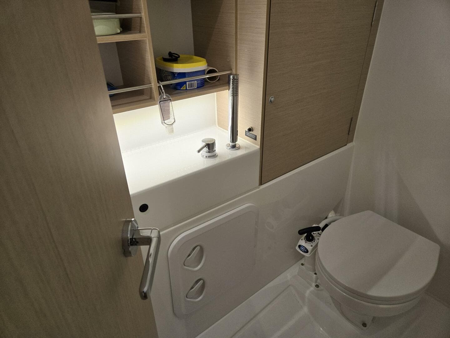 2021 Beneteau Oceanis 30.1