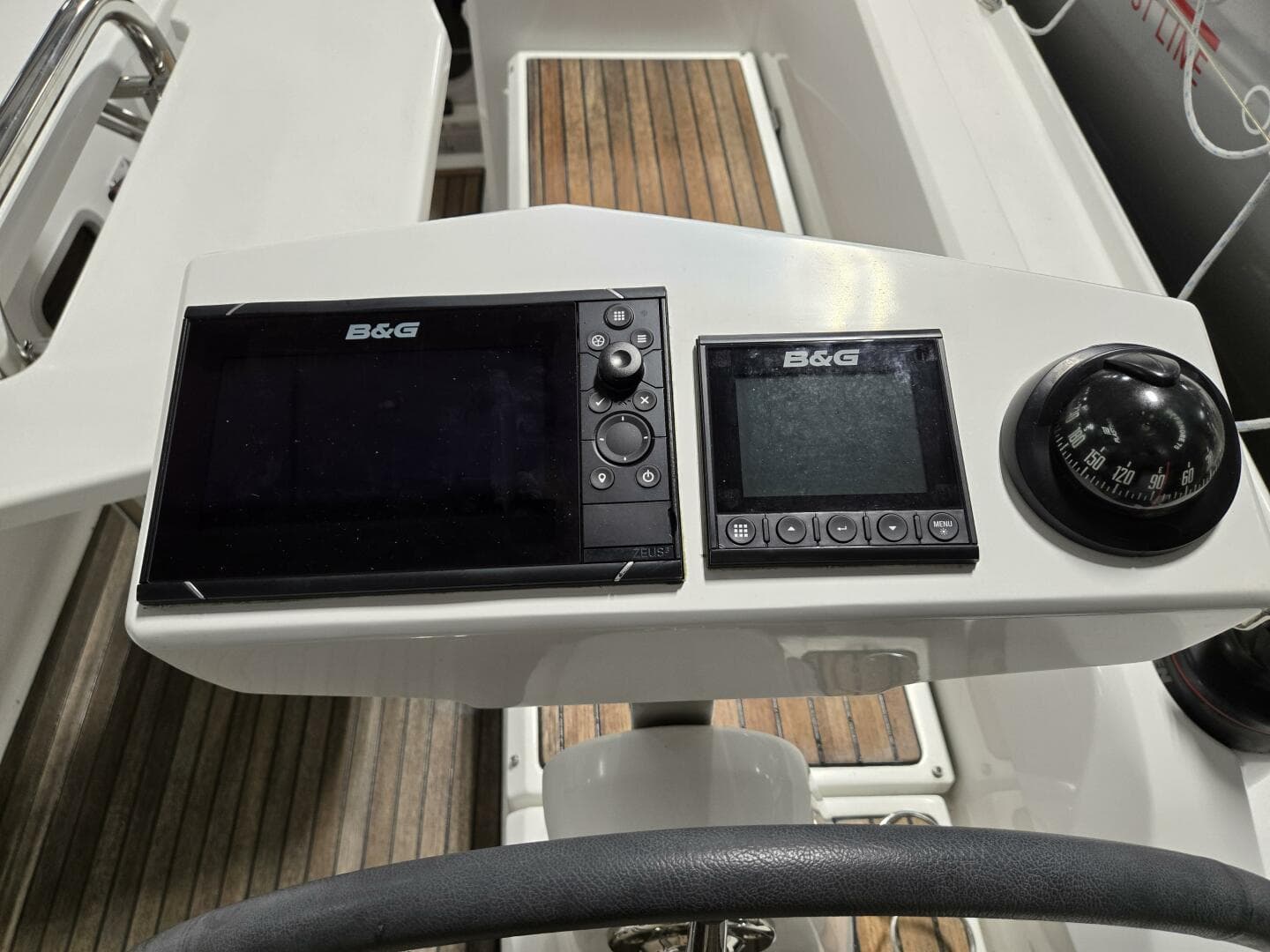 2021 Beneteau Oceanis 30.1
