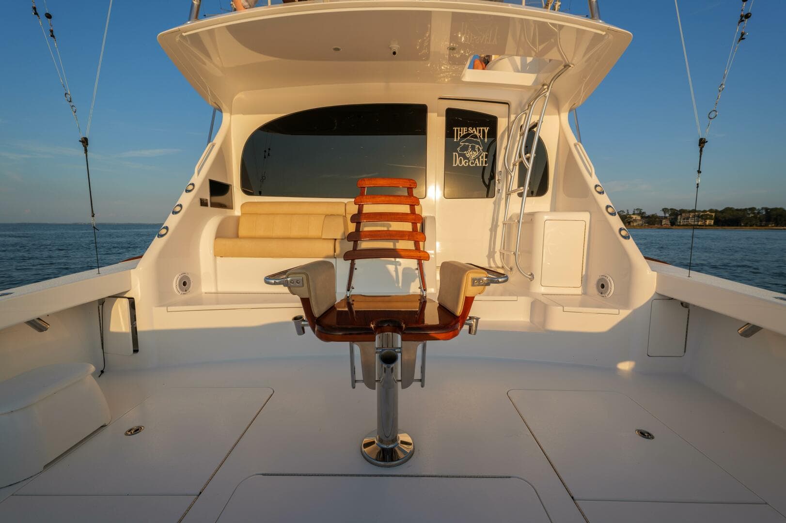 Viking 54 - Salty Dog -Cockpit with Fighting Chair