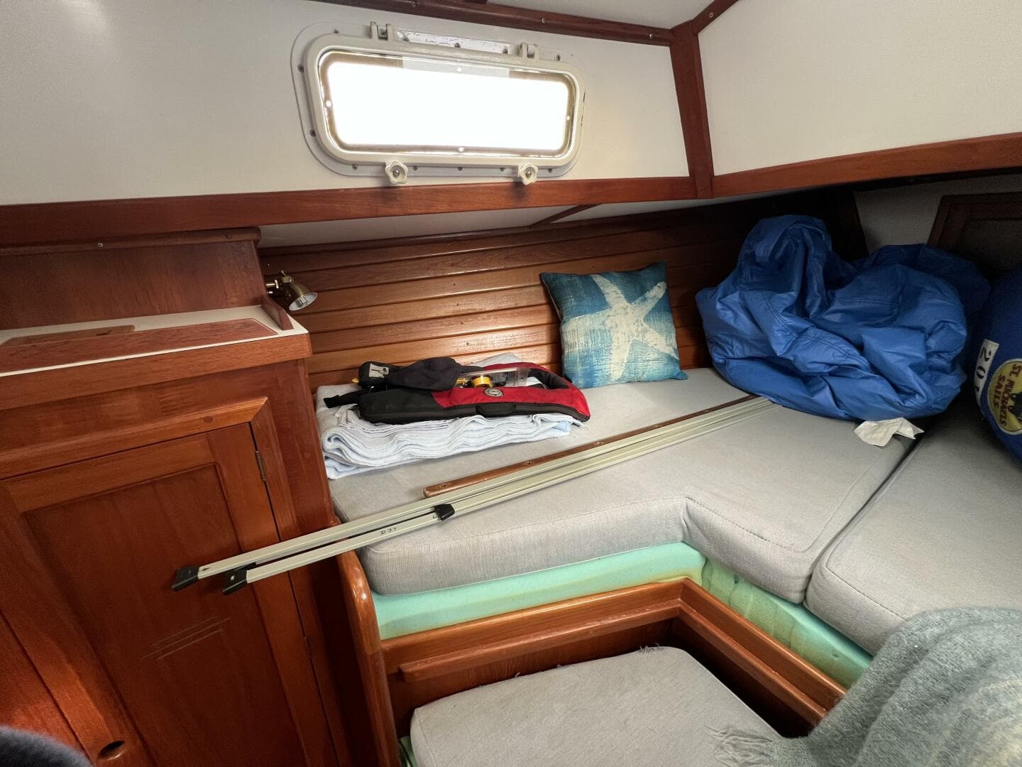 1986 Dickerson Tri-Cabin
