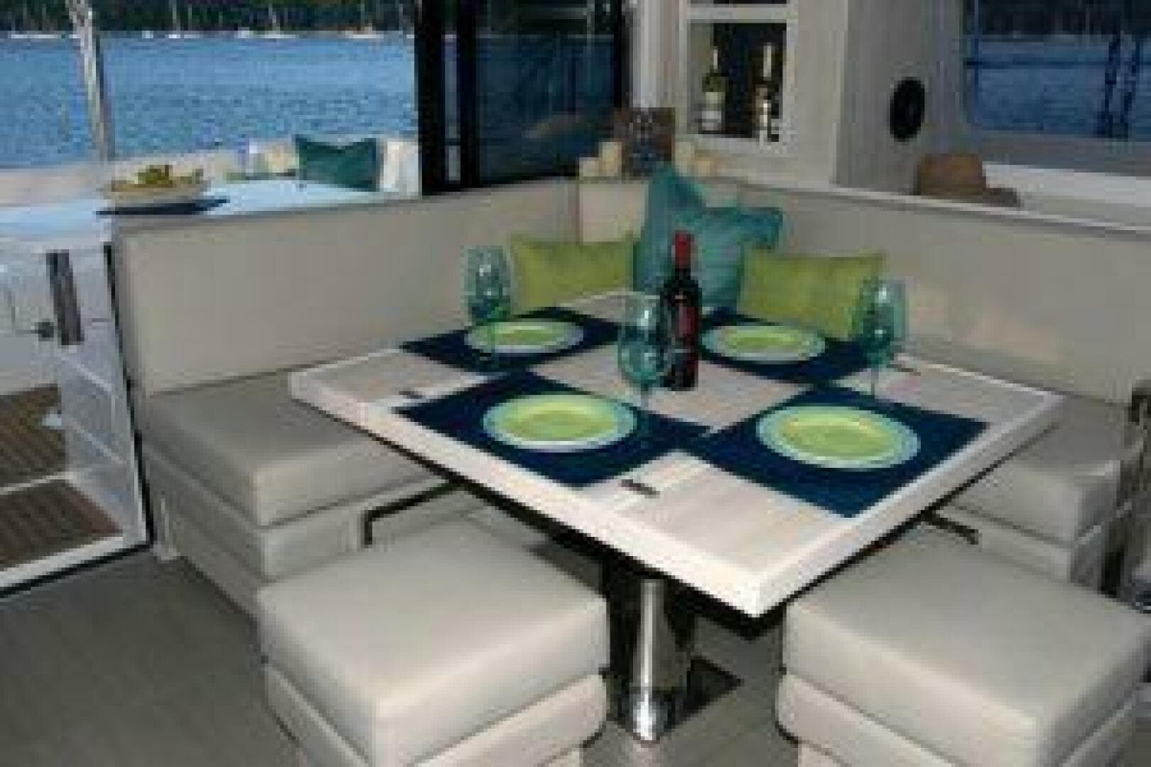 2018 Robertson & Caine Leopard