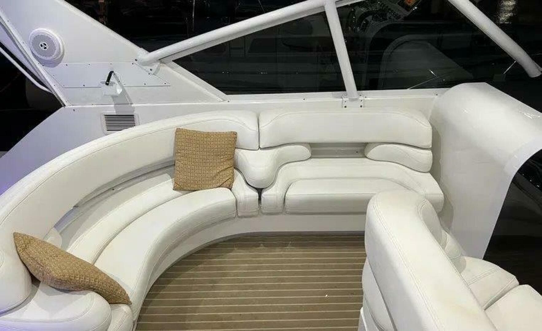 1996 Hatteras 39 Sport Express