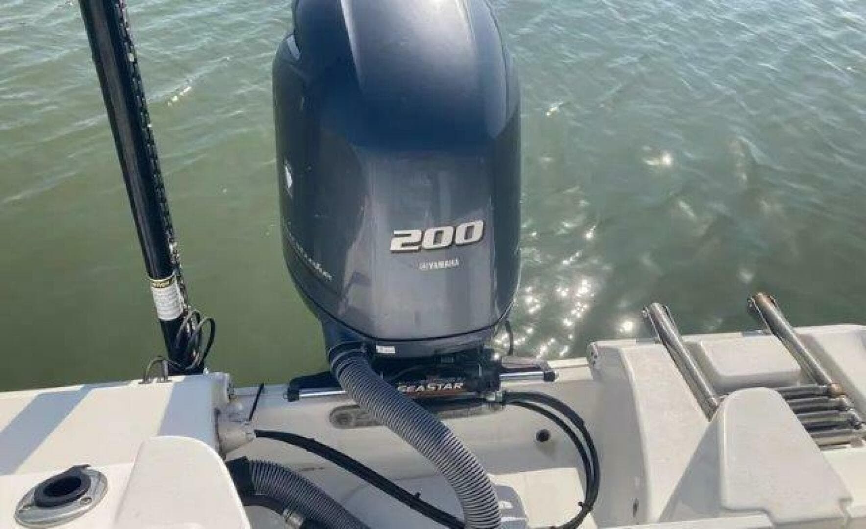 2017 Sea Hunt Ultra 234