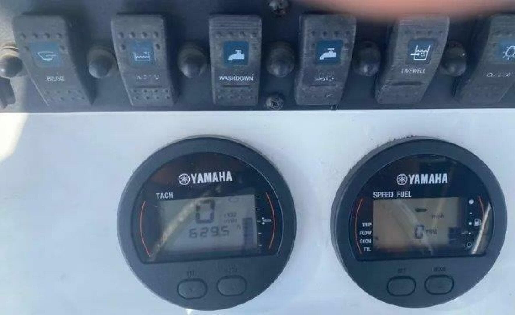 2017 Sea Hunt Ultra 234