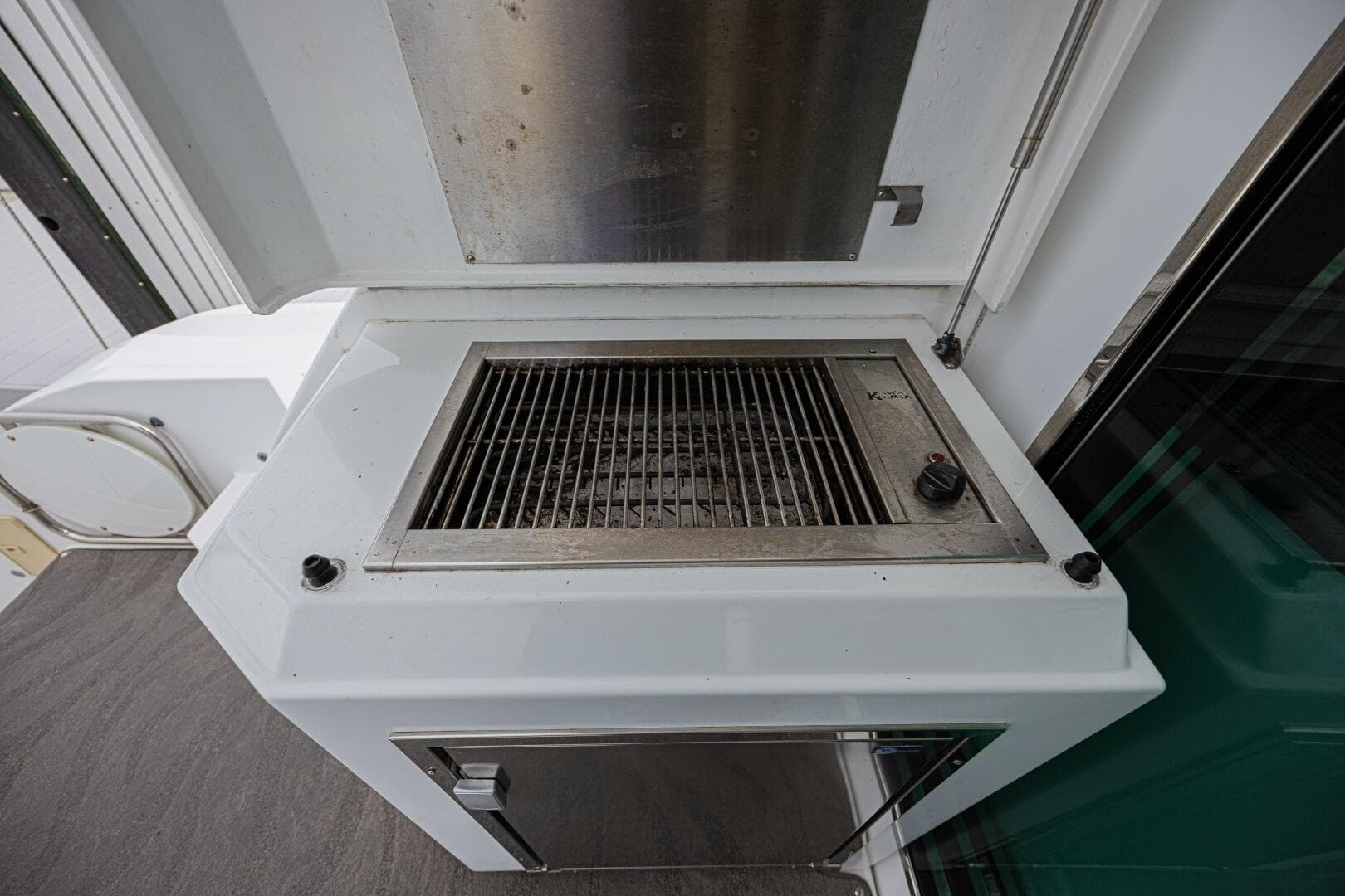 2012 Cruisers Yachts 48 Cantius