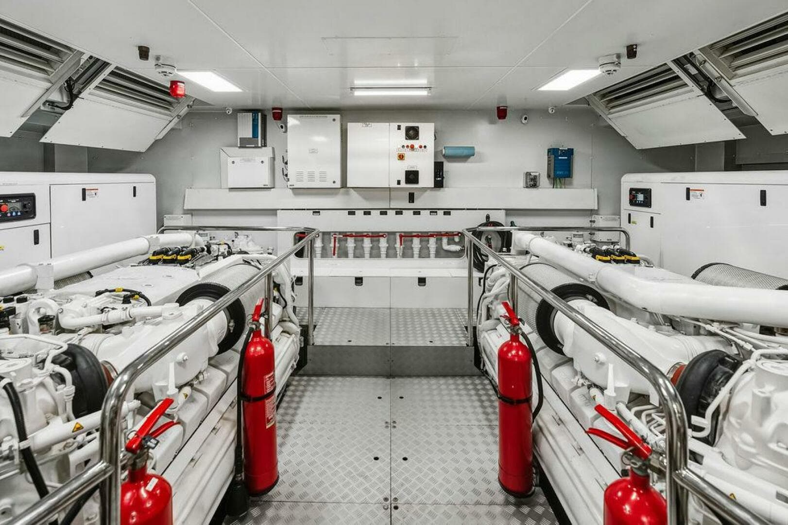 2018 Custom Line CL120