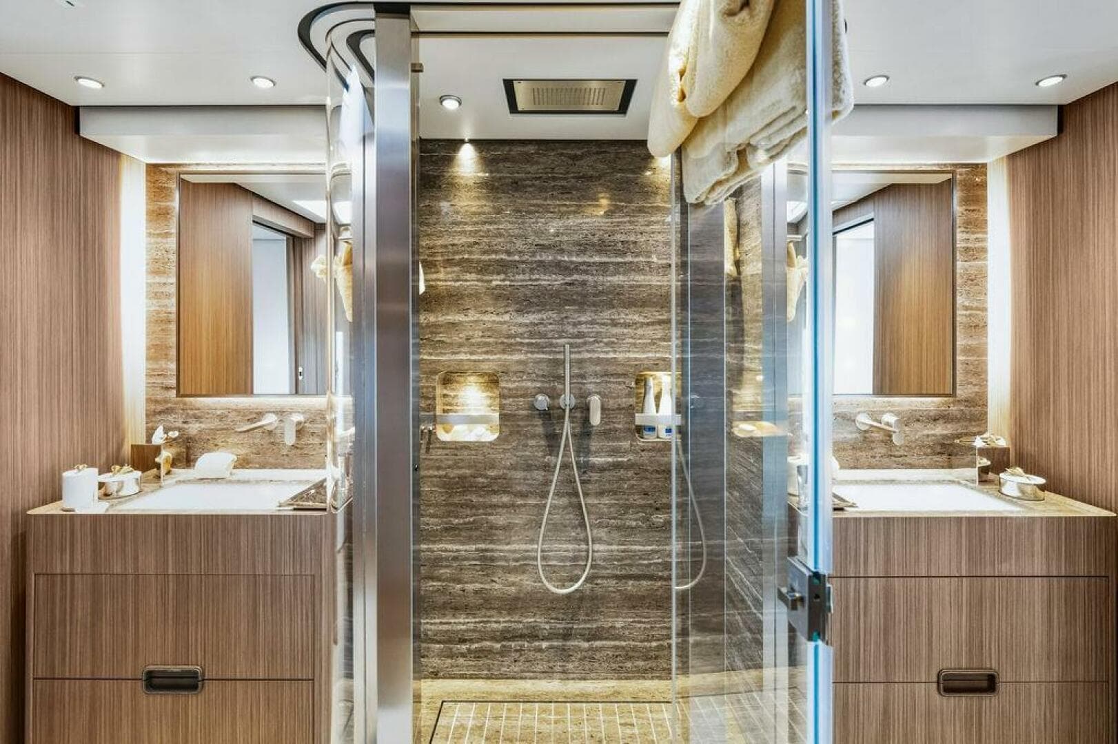 2018 Custom Line CL120