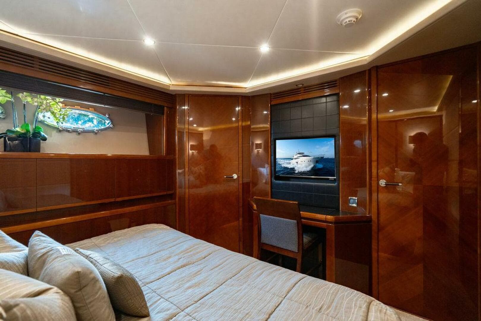 2010 Princess 95 M/Y