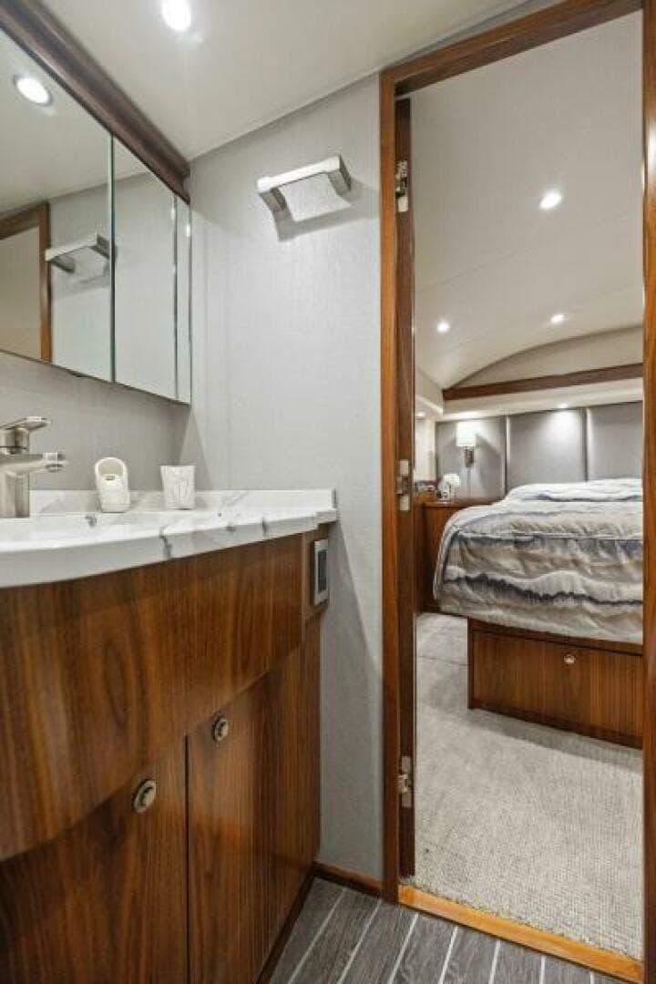 2021 Viking 68 CNV 'Plan B'