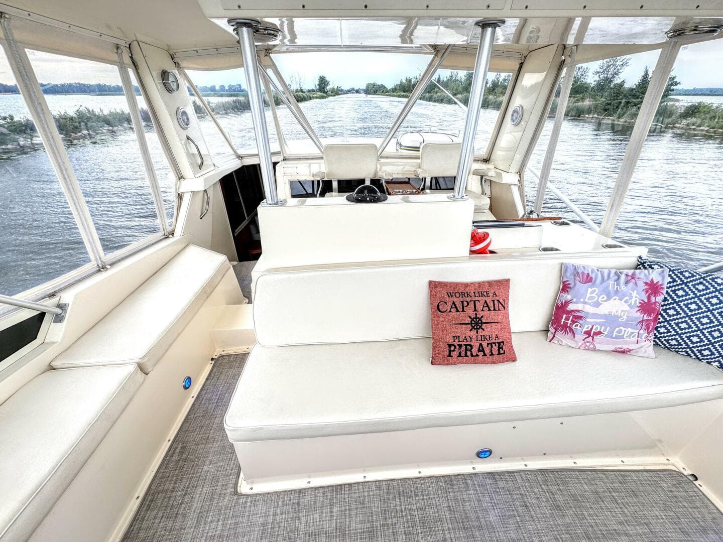 1987 Viking 48 Motor Yacht