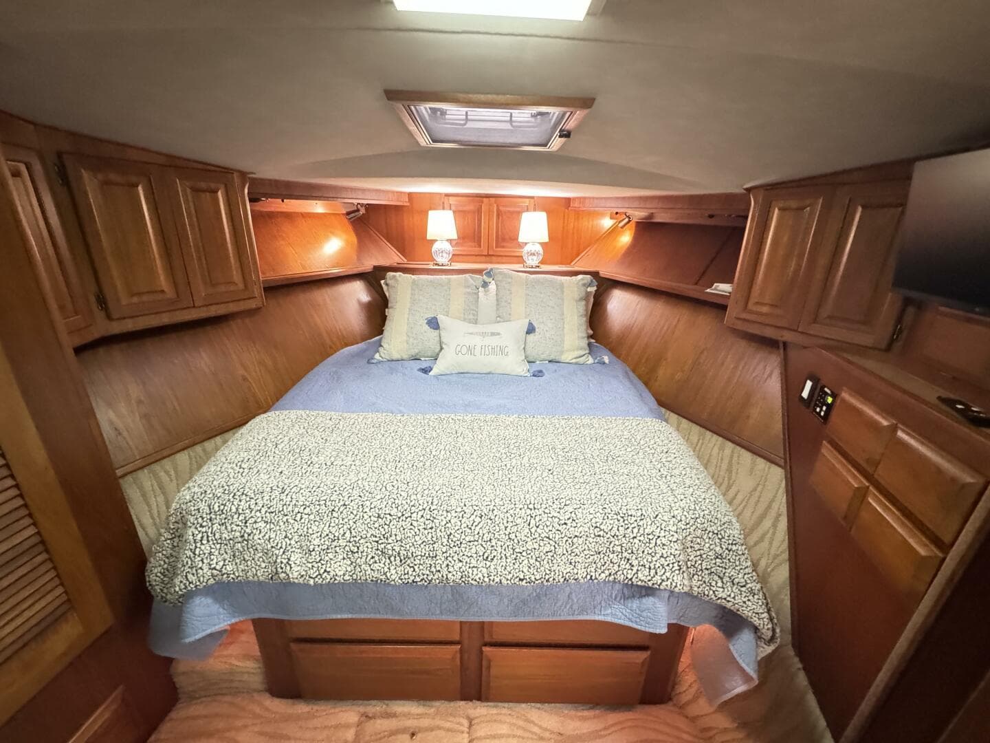 1987 Viking 48 Motor Yacht