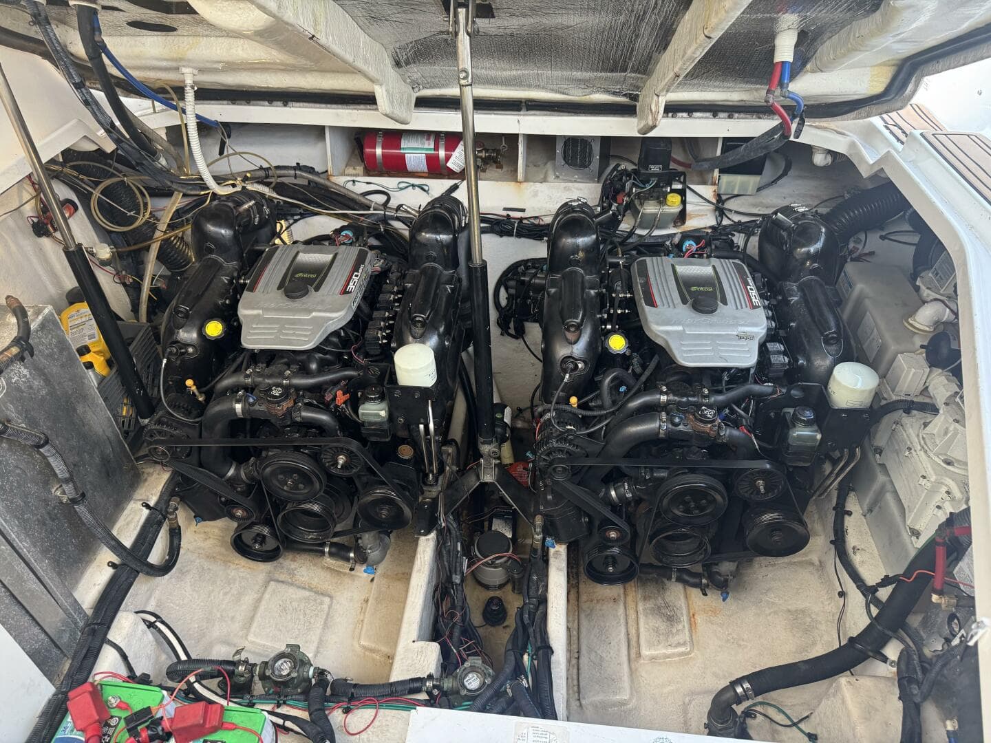 2011 Sea Ray 330 Sundancer