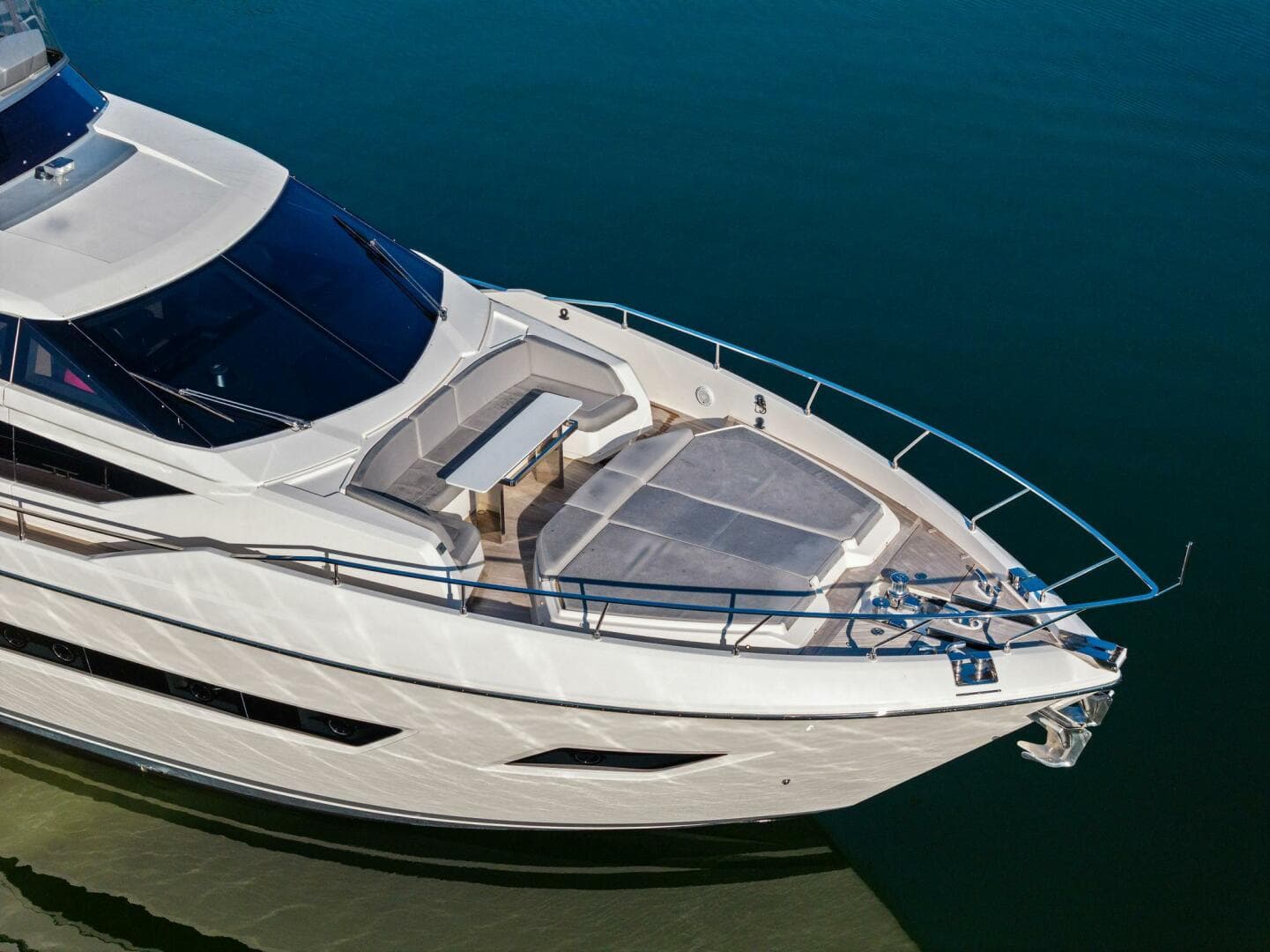 2019 Ferretti Yachts 780