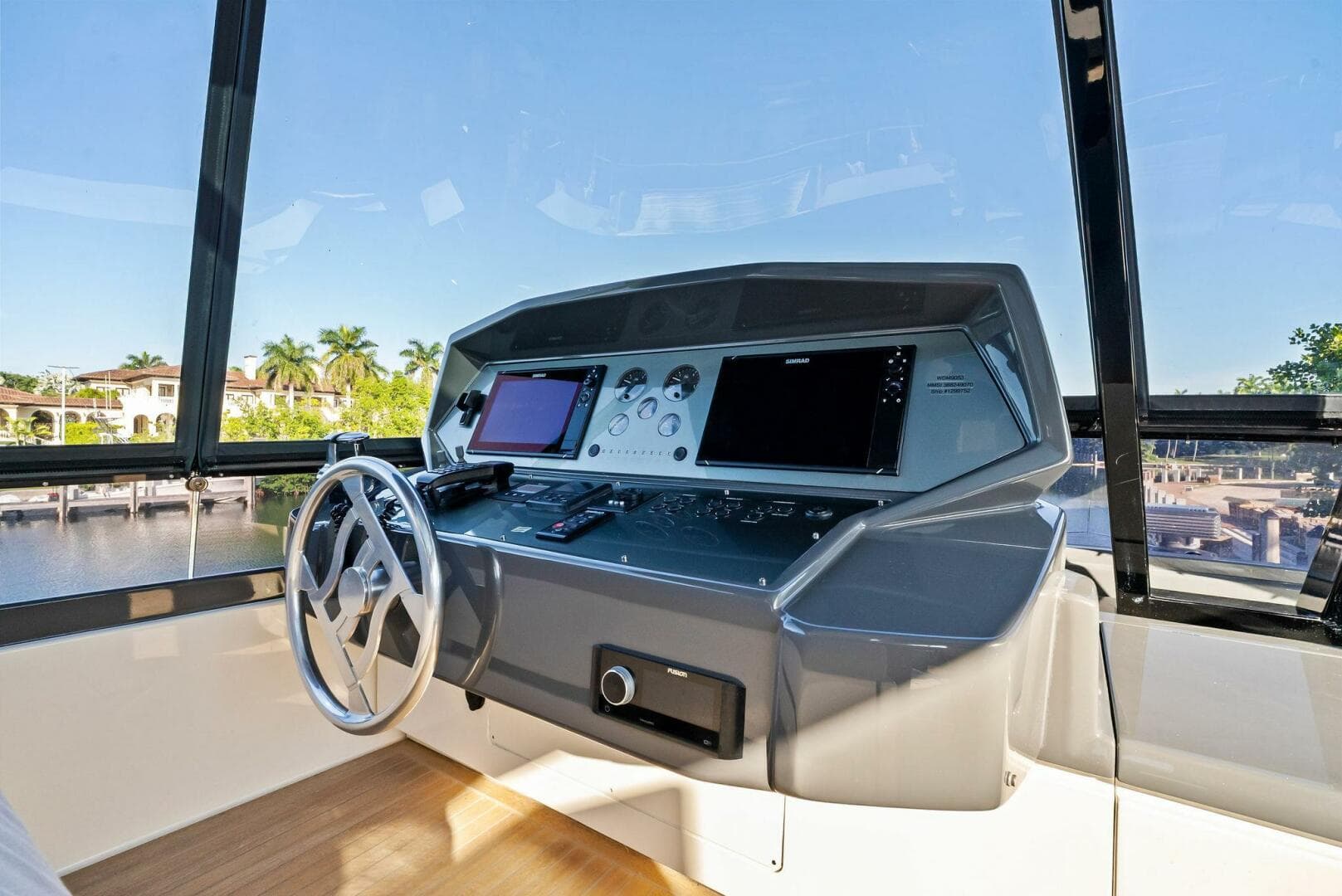 2019 Ferretti Yachts 780