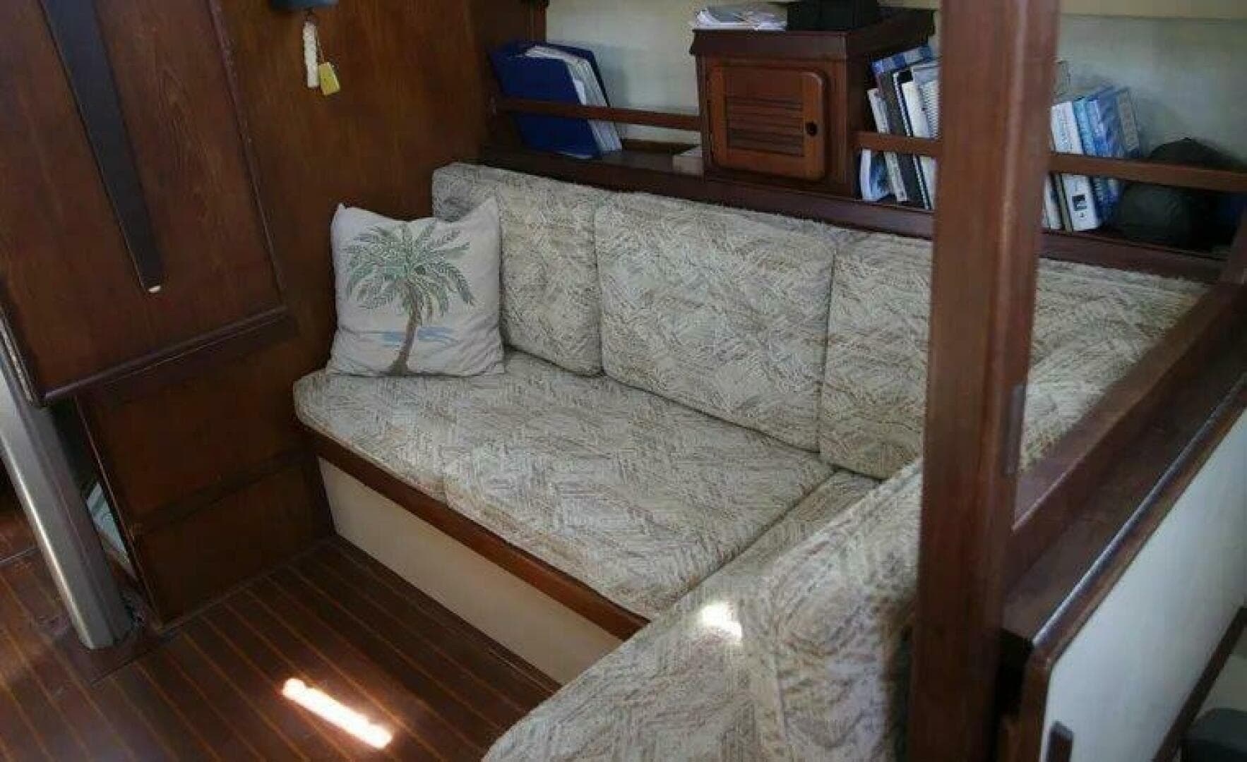 1986 Island Packet 31